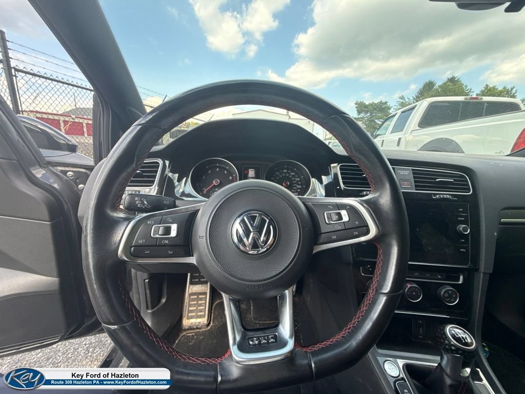 Used 2018 Volkswagen GTI SE FWD image 22