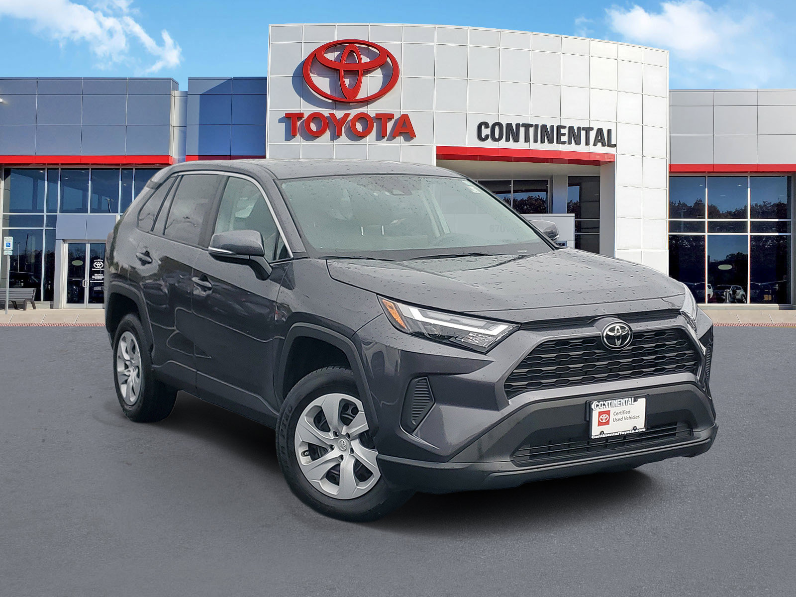 Certified 2024 Toyota RAV4 LE AWD/4WD image 2