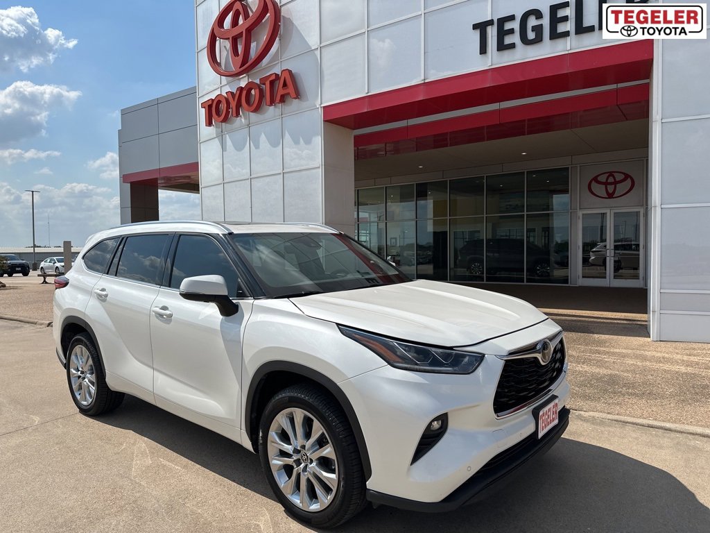 Used 2021 Toyota Highlander Limited