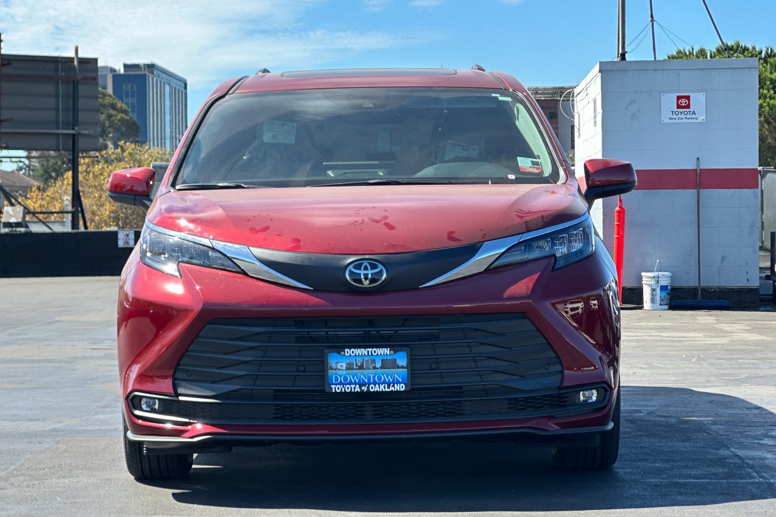 New 2026 Toyota Sienna XLE AWD/4WD image 6