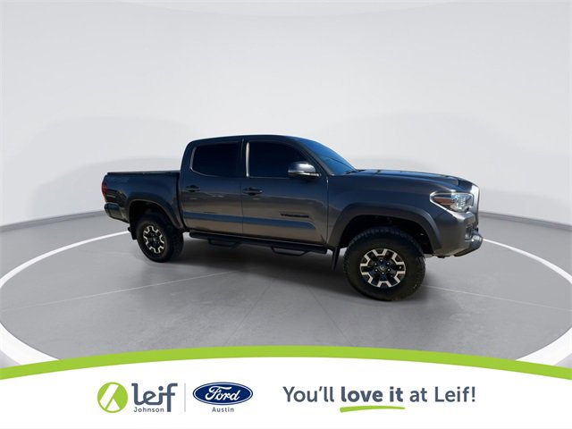 Used 2017 Toyota Tacoma TRD Off-Road image 13