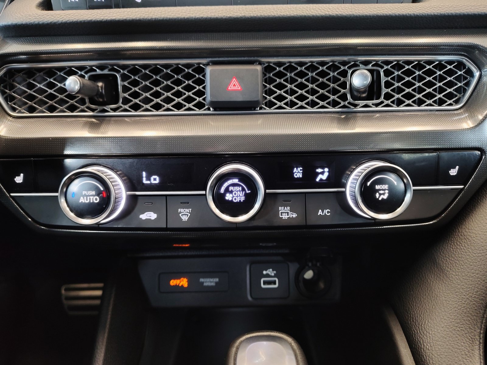 Used 2024 Acura Integra A-Spec FWD image 17