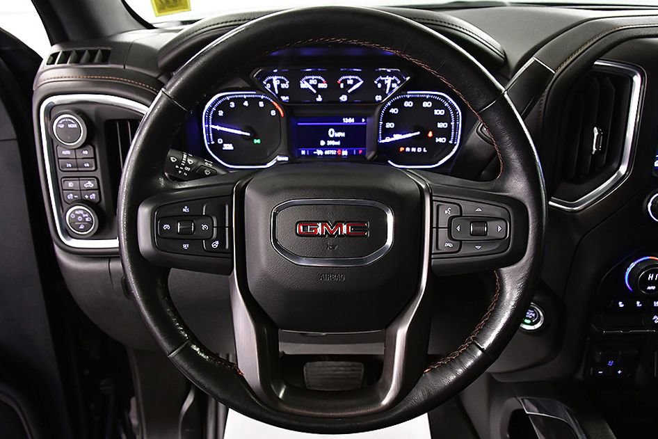 Used 2022 GMC Sierra 2500 AT4 w/ Gooseneck/5TH Wheel Package AWD/4WD image 18