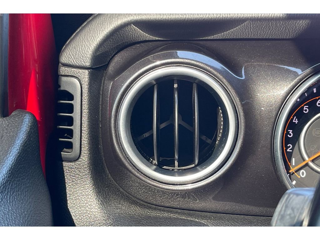 Used 2020 Jeep Wrangler Unlimited Sahara image 28