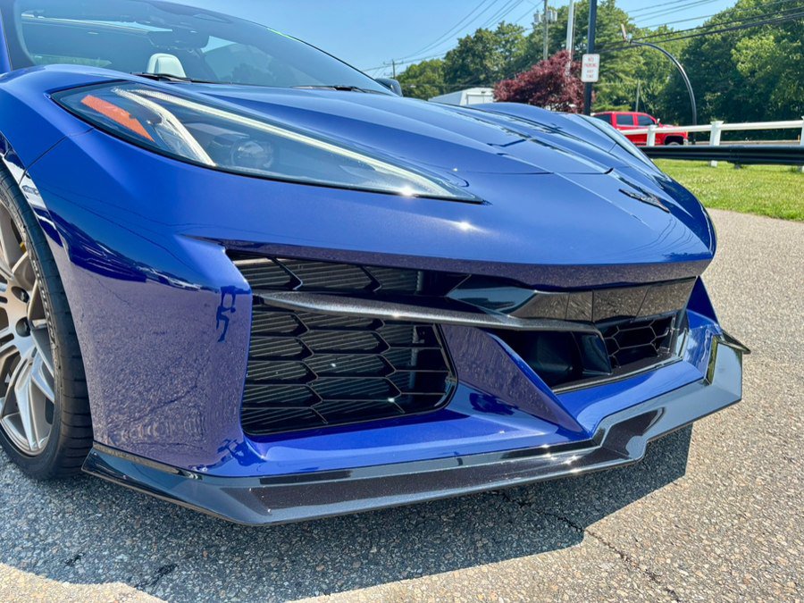Used 2025 Chevrolet Corvette Z06 RWD image 41