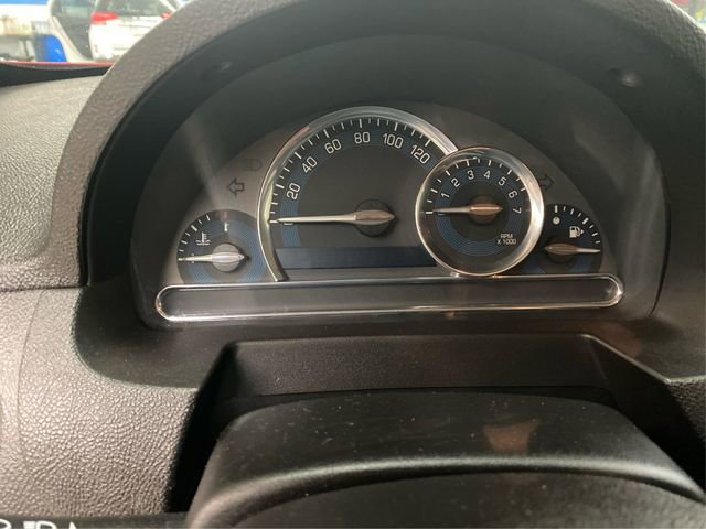 Used 2010 Chevrolet HHR LS image 19