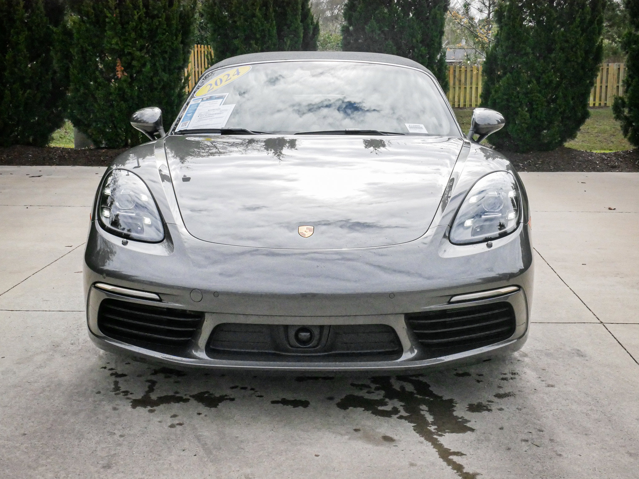 Used 2024 Porsche 718 Boxster w/ Premium Package image 3