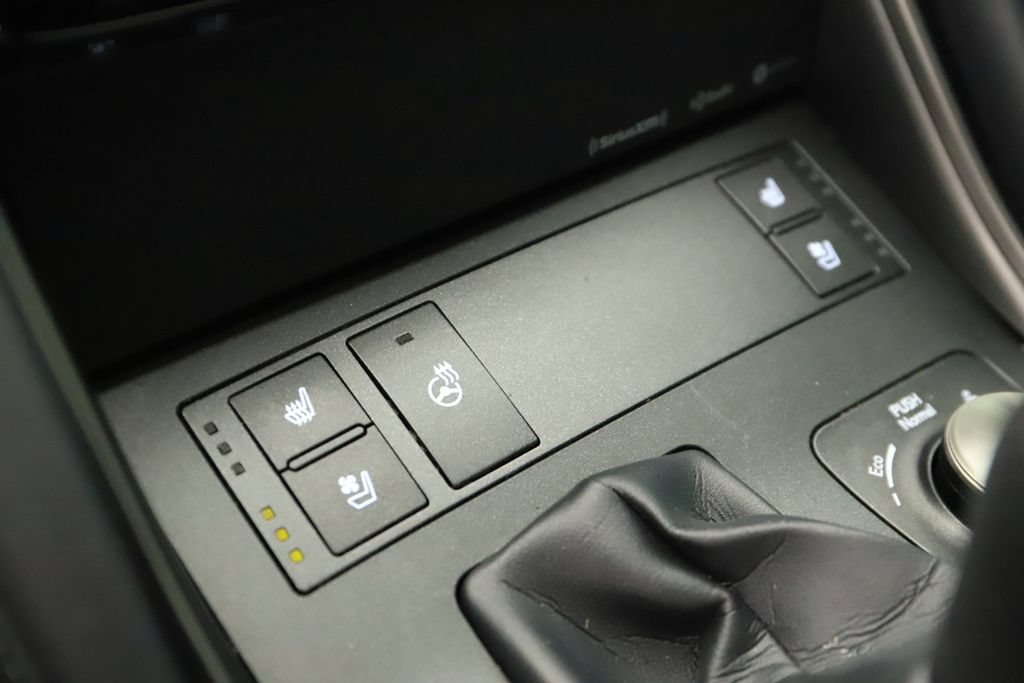 Used 2024 Lexus IS 350 F Sport RWD image 29