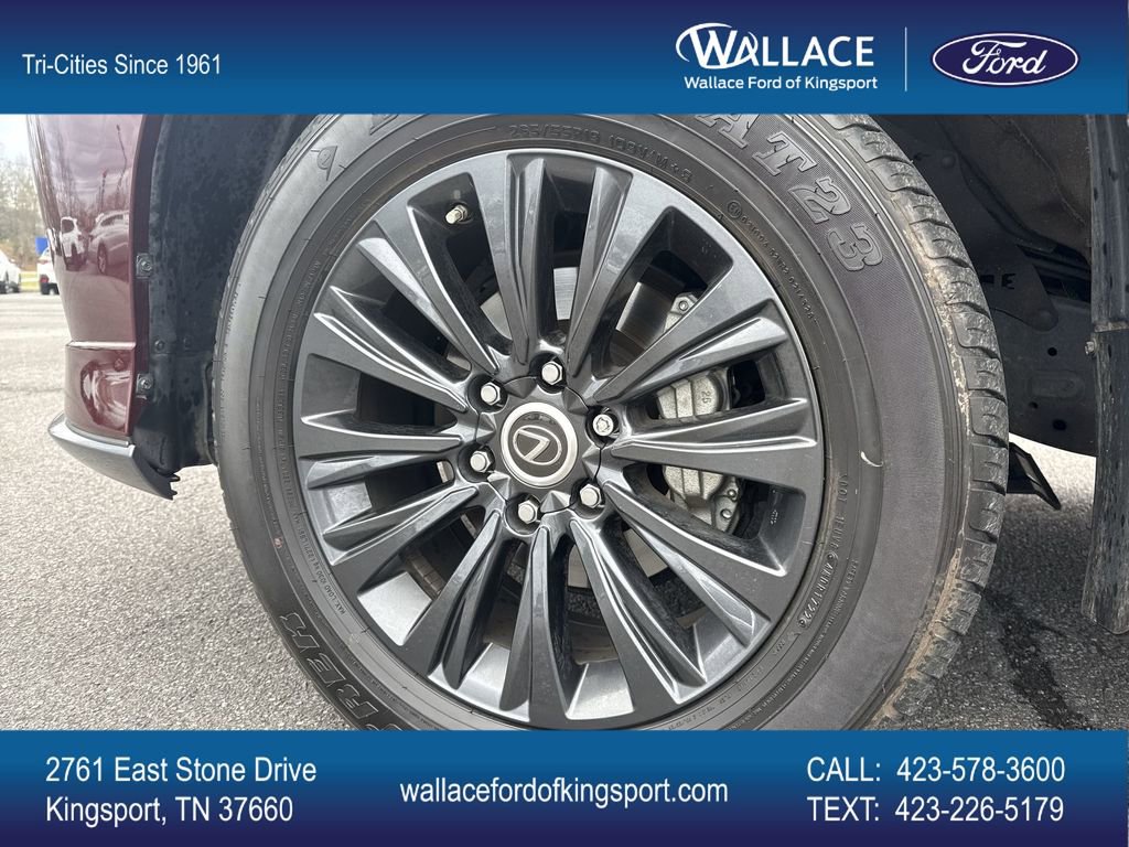 Used 2022 Lexus GX 460 Premium w/ Accessory Package image 8