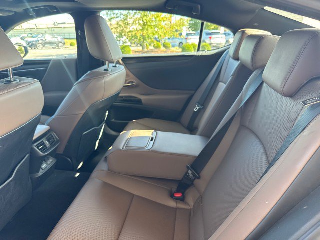Used 2023 Lexus ES 250 w/ Premium Package AWD/4WD image 7