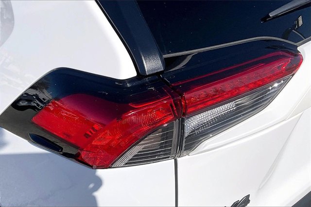 Used 2024 Toyota RAV4 Adventure image 27