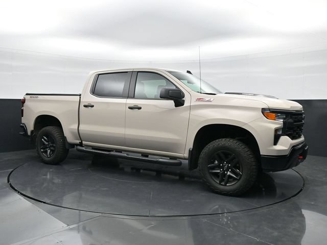 Used 2026 Chevrolet Silverado 1500 Custom Trail Boss AWD/4WD image 3