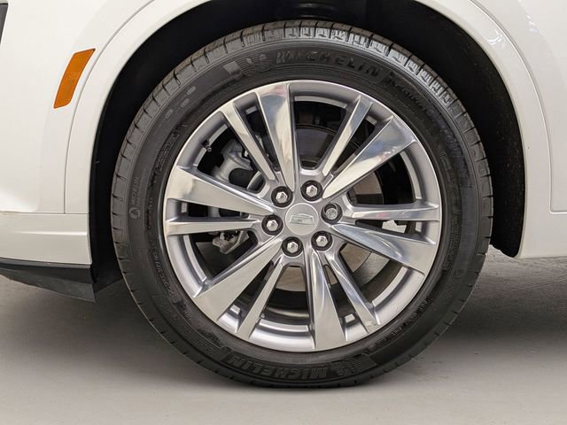 Certified 2023 Cadillac XT6 Premium Luxury w/ LPO, Floor Liner Package AWD/4WD image 30