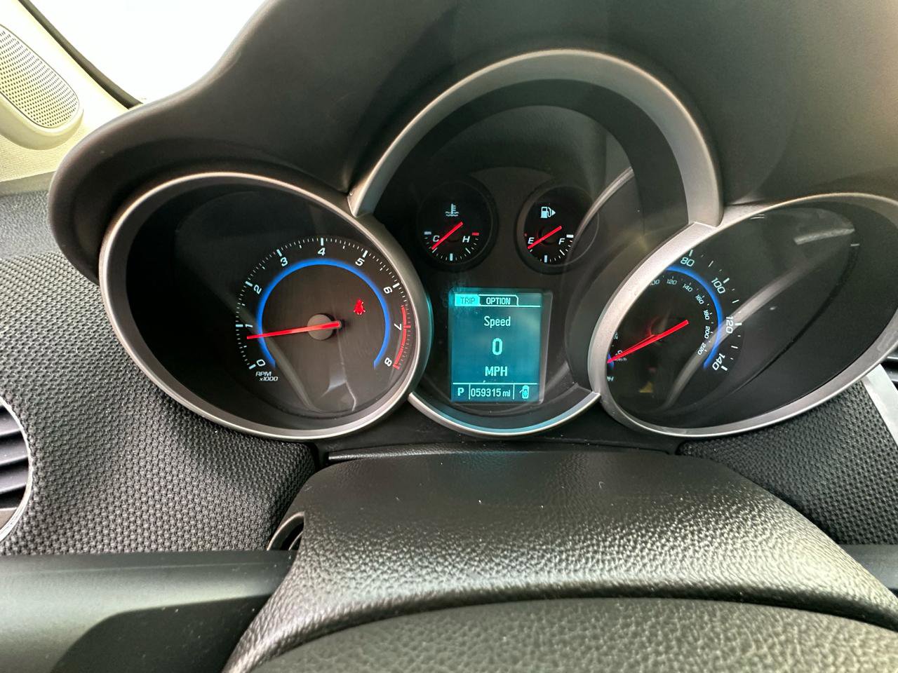 Used 2016 Chevrolet Cruze LT FWD image 16