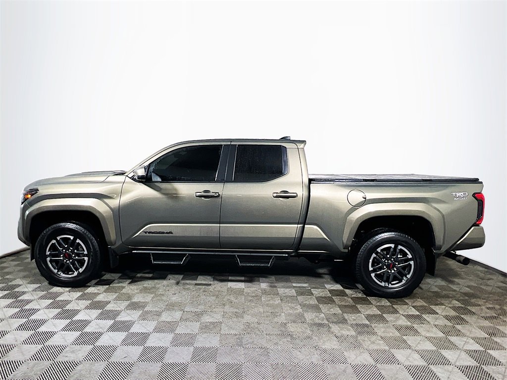 Used 2024 Toyota Tacoma TRD Sport image 5
