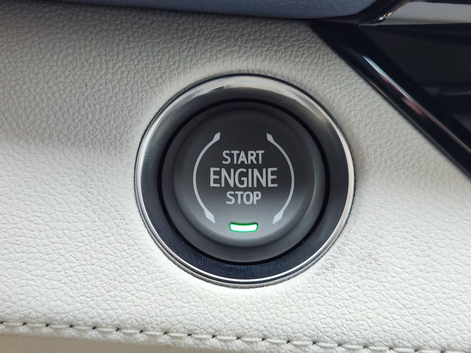New 2026 Buick Enclave Avenir w/ Super Cruise Package FWD image 25