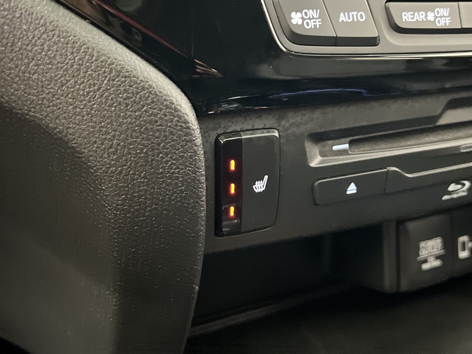 Used 2019 Honda Pilot Touring image 34