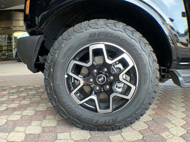 Used 2026 Ford Bronco Outer Banks AWD/4WD image 10