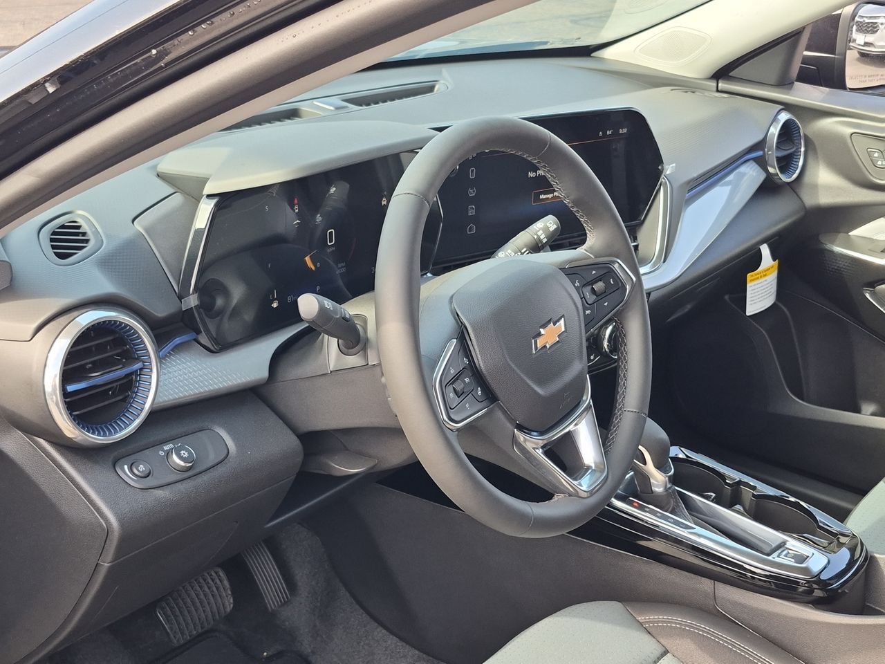 New 2026 Chevrolet Trax LT w/ Driver Confidence Package FWD image 10