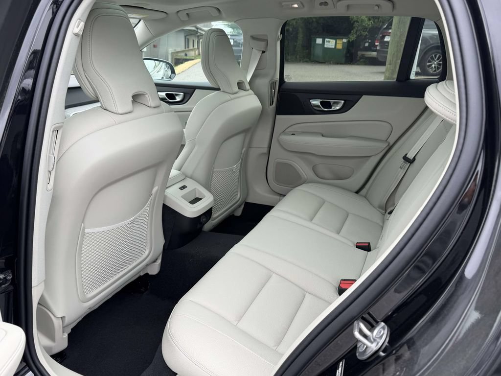 New 2026 Volvo V60 B5 Cross Country Plus w/ Climate Package AWD/4WD image 14