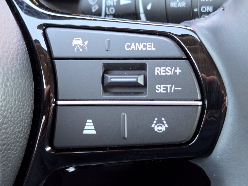 Used 2024 Honda CR-V EX-L image 15