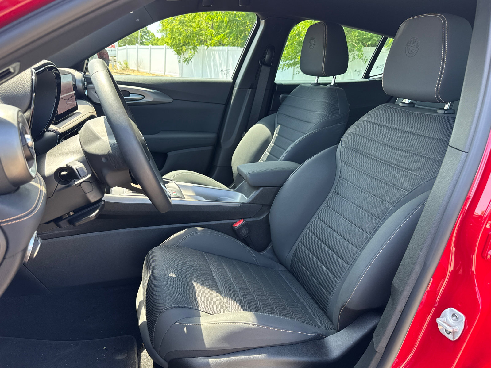 Used 2024 Alfa Romeo Tonale Ti image 9