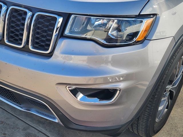 Used 2018 Jeep Grand Cherokee Limited image 15