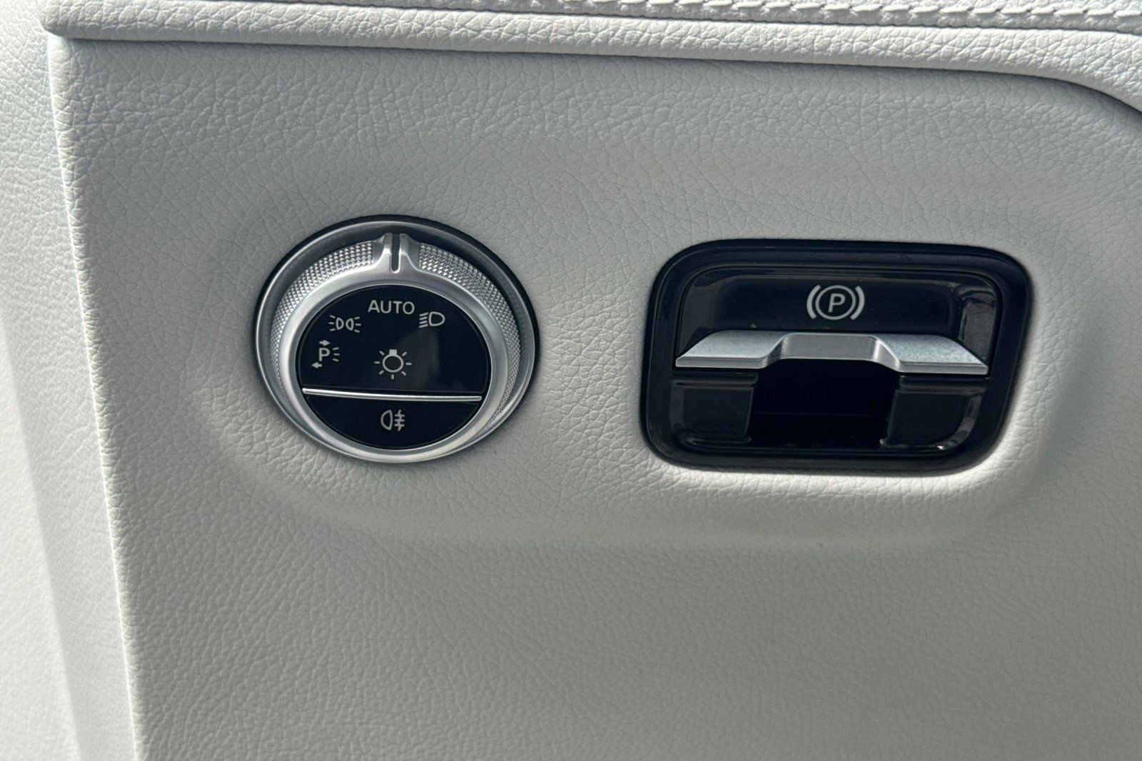 Certified 2023 Mercedes-Benz EQS 450+ SUV image 33