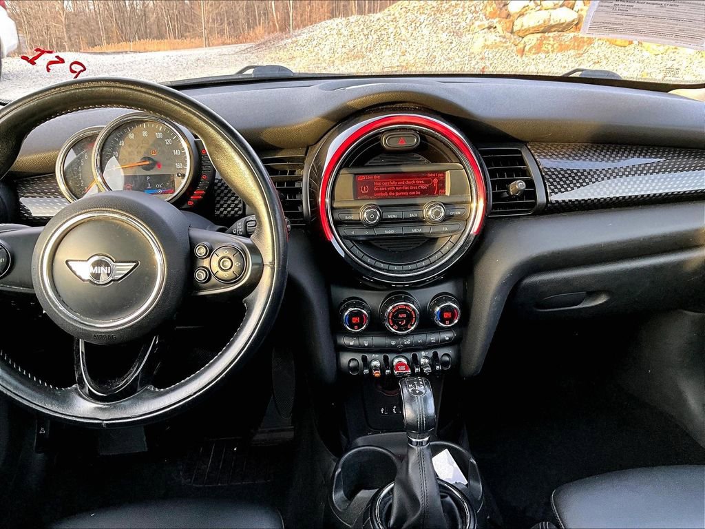Used 2016 MINI Cooper S image 28