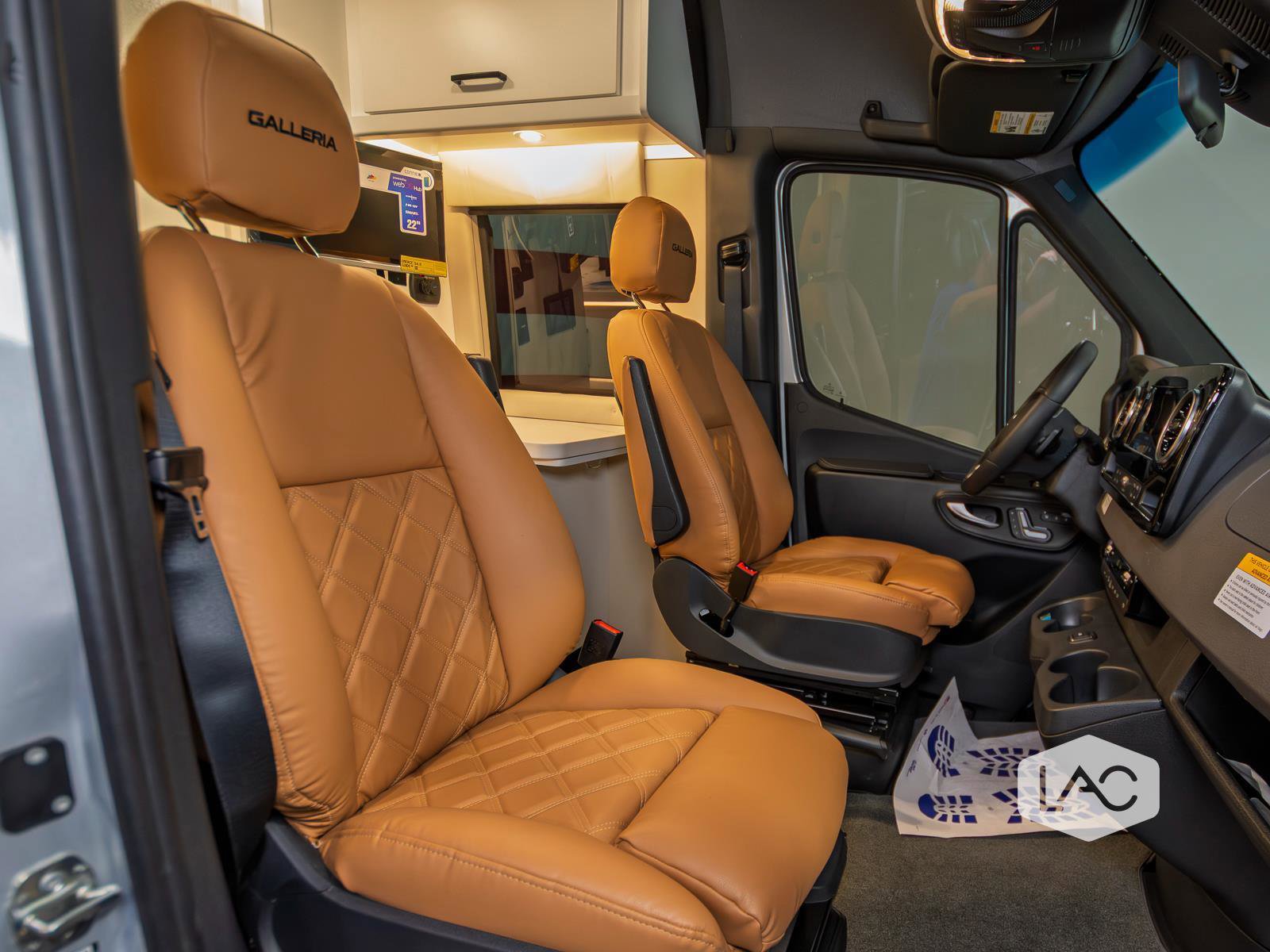 Used 2023 Mercedes-Benz Sprinter 3500 image 34