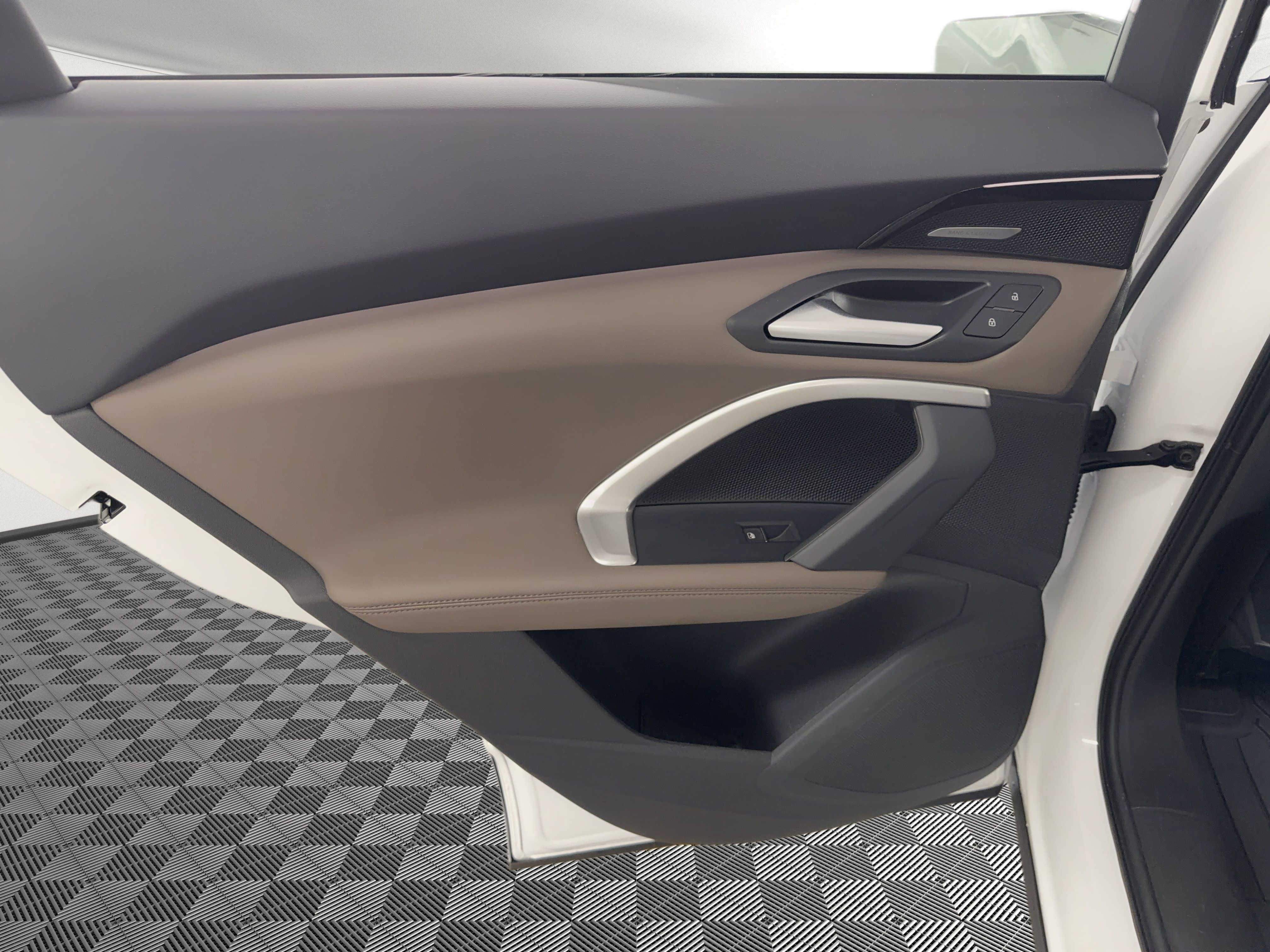 Certified 2025 Audi Q5 Premium Plus w/ Premium Plus image 17