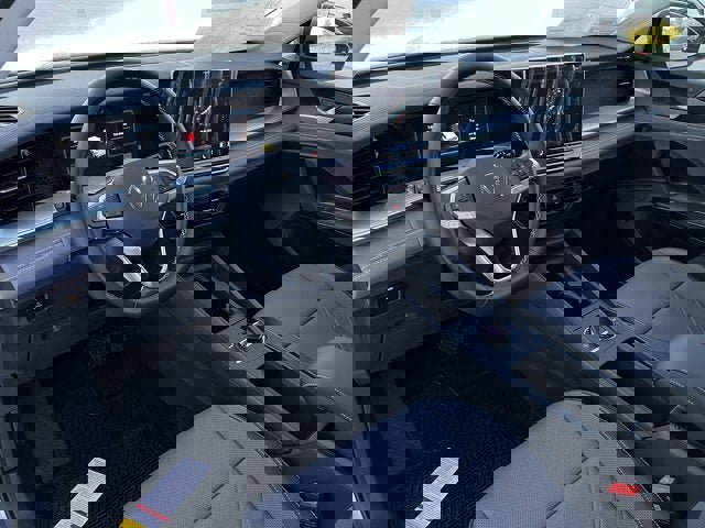 New 2025 Volkswagen Tiguan SE image 11