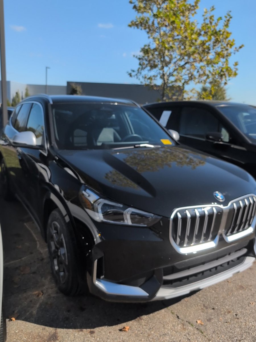 Used 2024 BMW X1 xDrive28i w/ Convenience Package AWD/4WD image 5