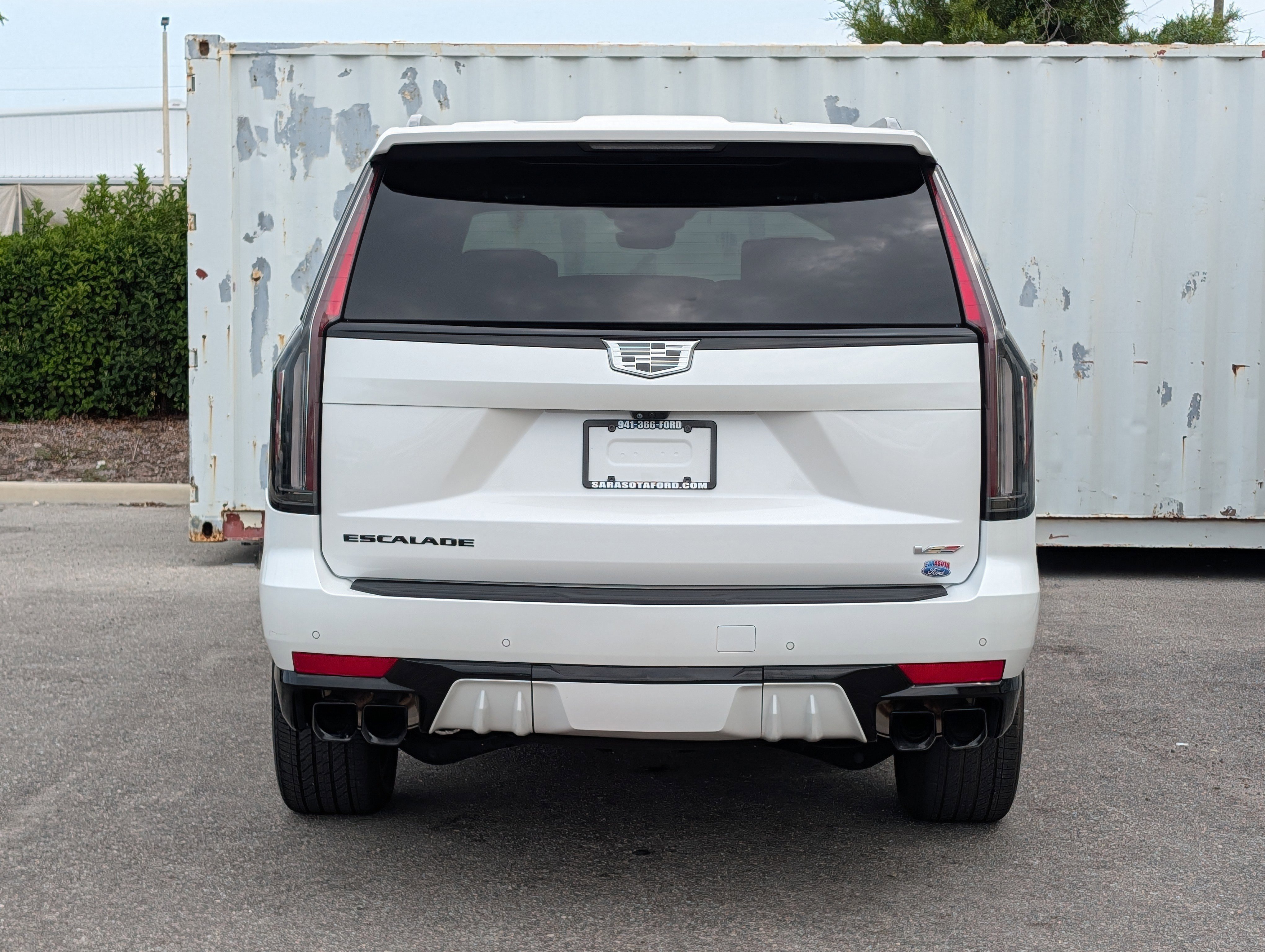 Used 2024 Cadillac Escalade V w/ LPO, ONYX Package AWD/4WD image 5