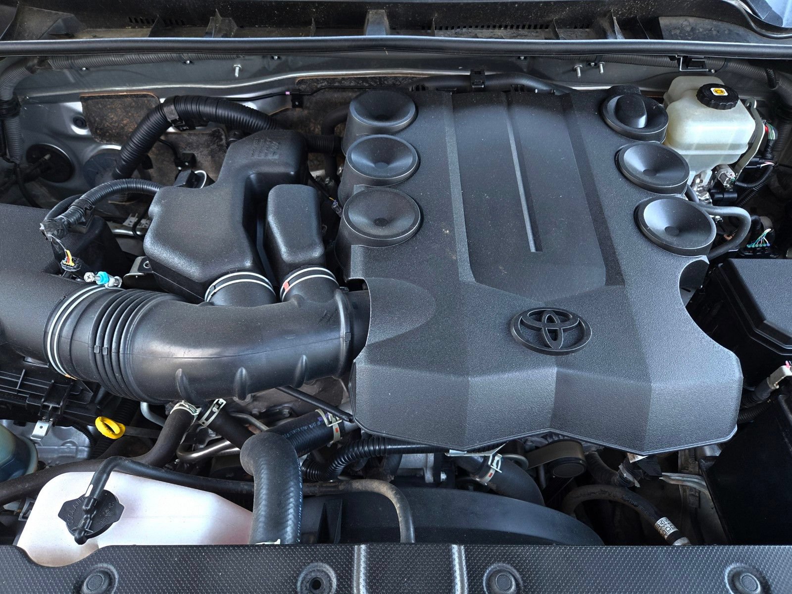 Used 2022 Toyota 4Runner SR5 Premium AWD/4WD image 23