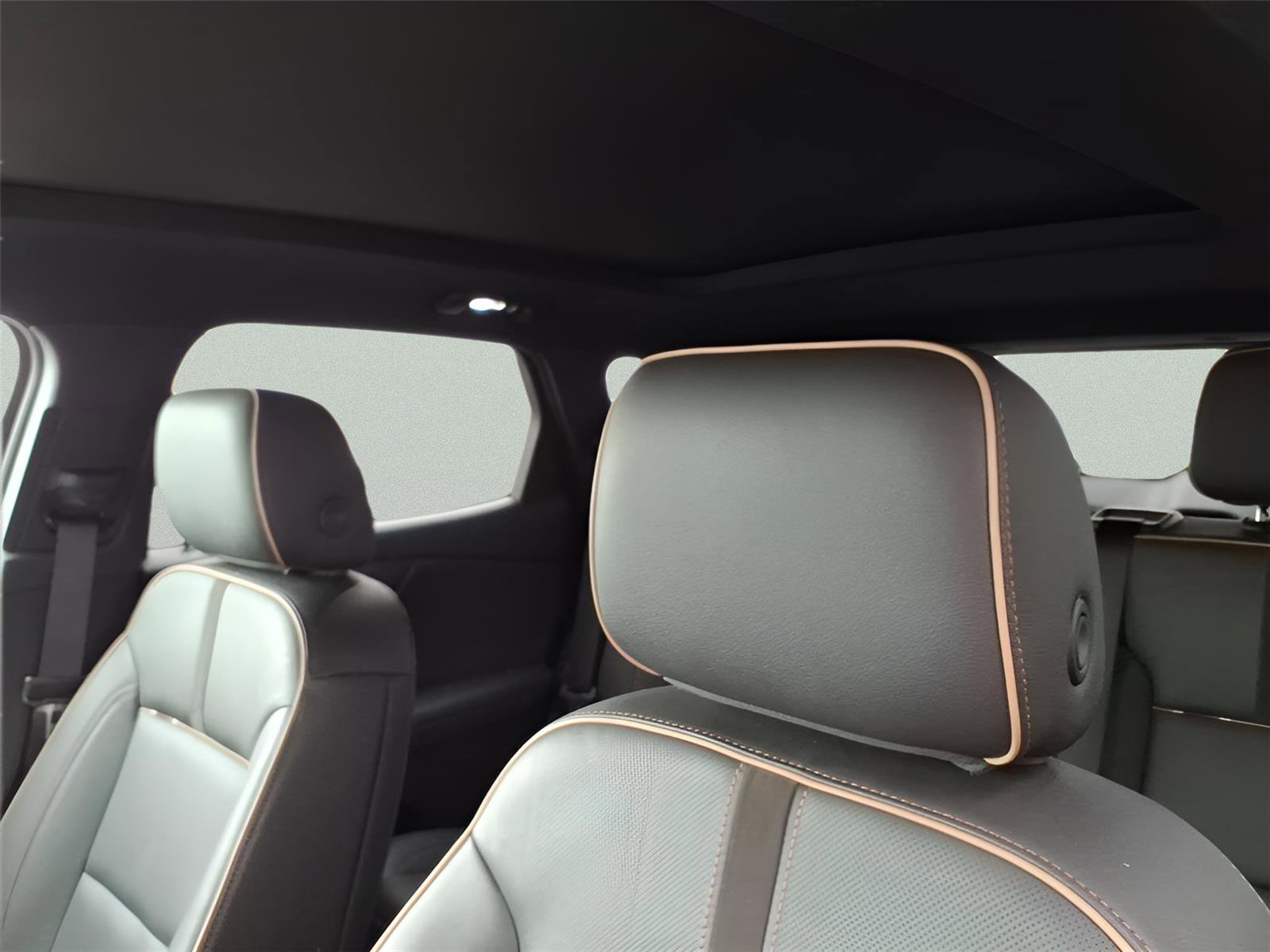 Used 2023 Chevrolet Blazer Premier w/ LPO, Cargo Package image 19