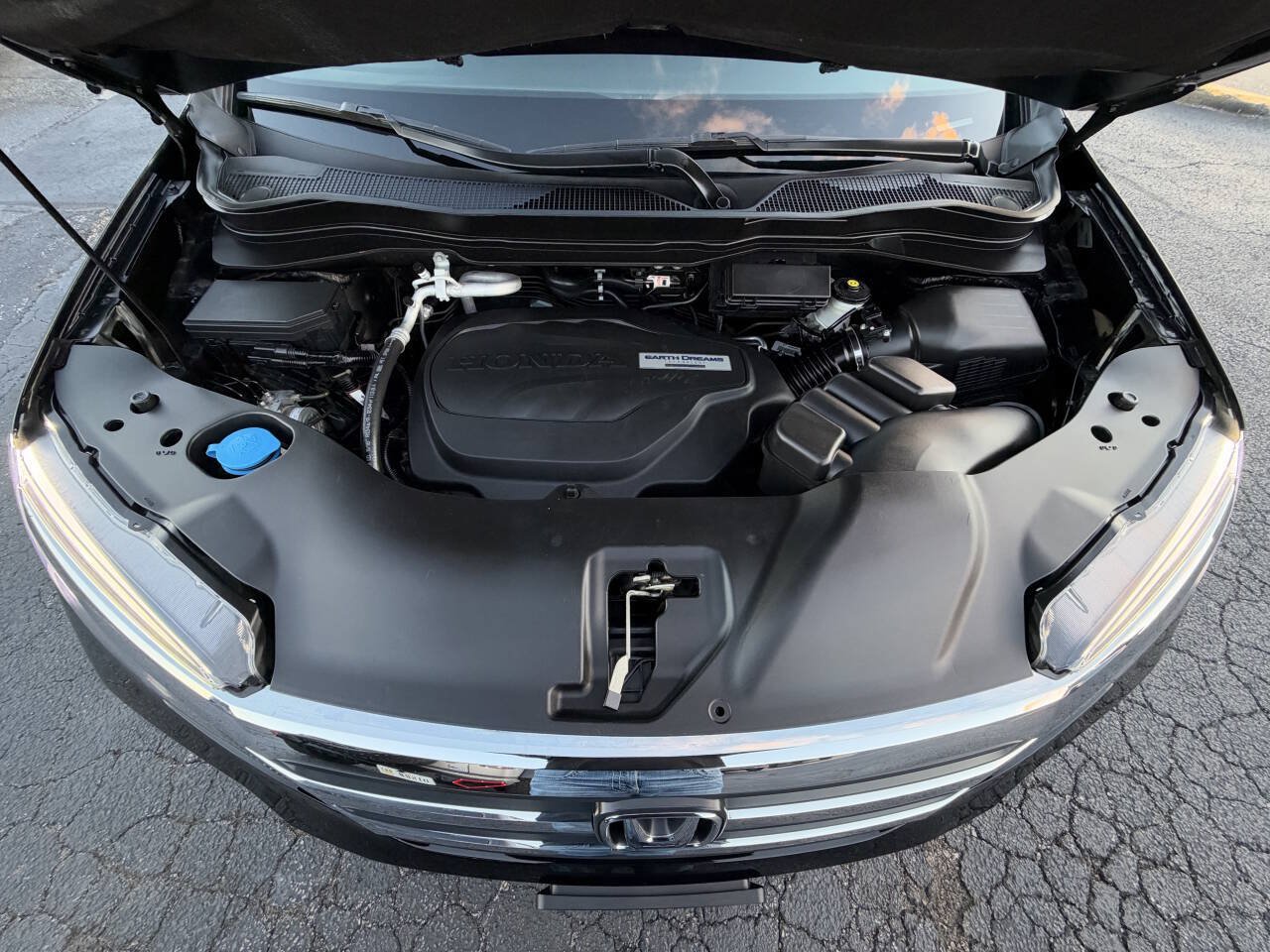 Used 2018 Honda Pilot EX image 25