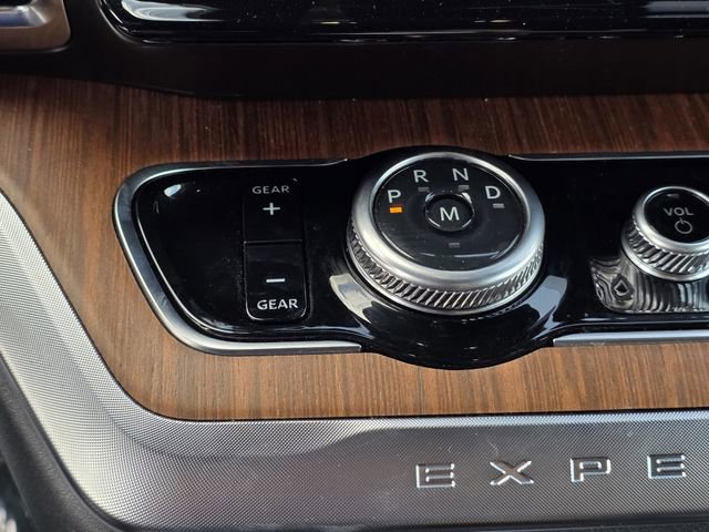 Used 2025 Ford Expedition King Ranch AWD/4WD image 25