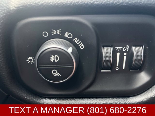 Used 2022 RAM 1500 Laramie AWD/4WD image 23