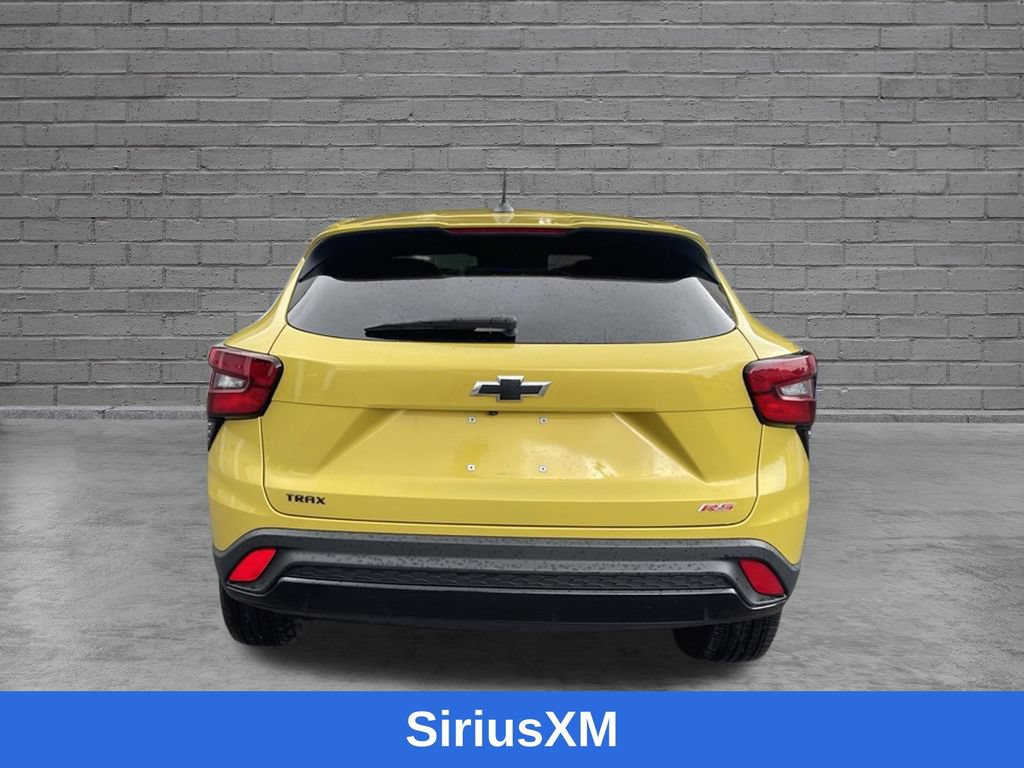 Used 2024 Chevrolet Trax RS w/ Driver Confidence Package FWD image 8