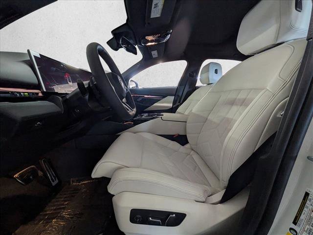 New 2026 BMW i5 eDrive40 w/ M Sport Package image 4