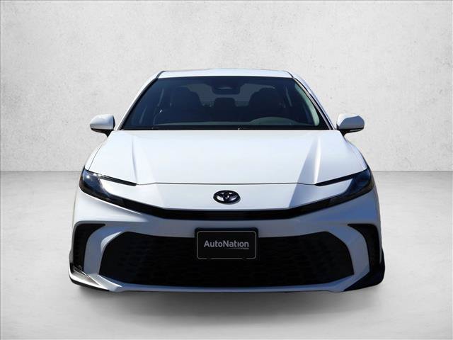 Used 2025 Toyota Camry SE w/ Convenience Package AWD/4WD image 2