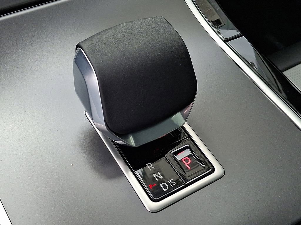 New 2026 Land Rover Range Rover Velar S image 13