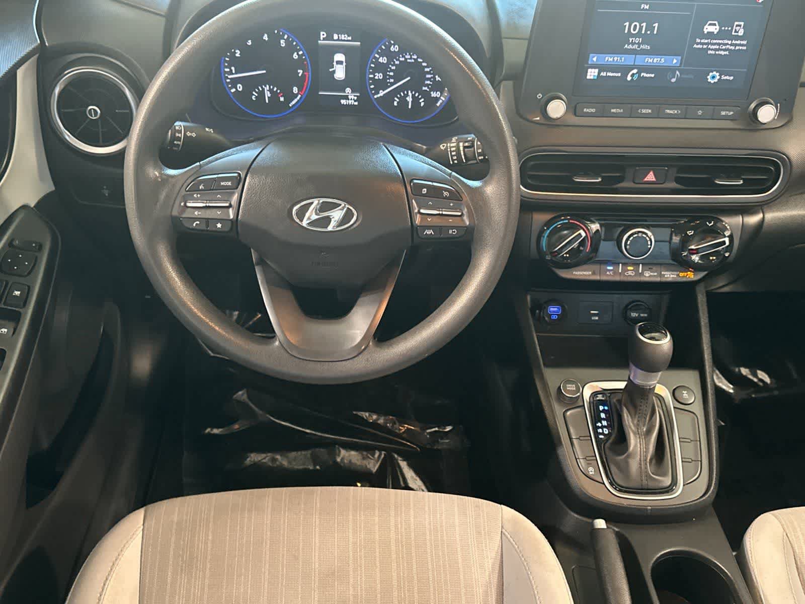 Used 2023 Hyundai Kona SEL AWD/4WD image 15