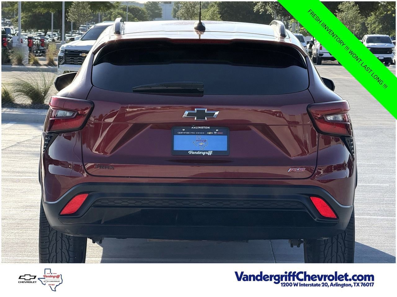 Used 2024 Chevrolet Trax RS FWD image 5