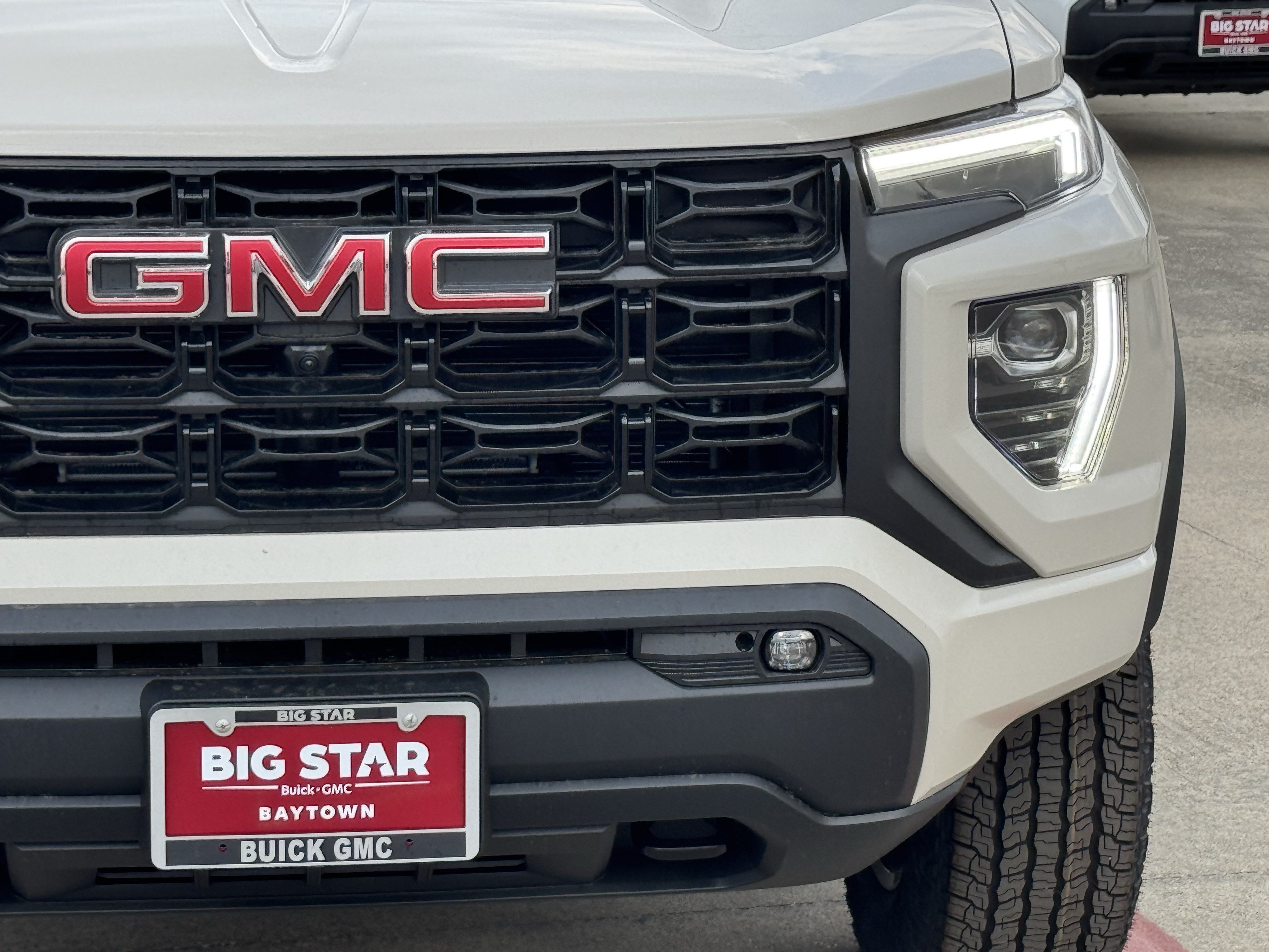 New 2026 GMC Canyon Elevation w/ Convenience Package RWD image 5