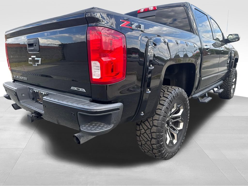 Used 2018 Chevrolet Silverado 1500 LTZ Z71 w/ LTZ Plus Package AWD/4WD image 5