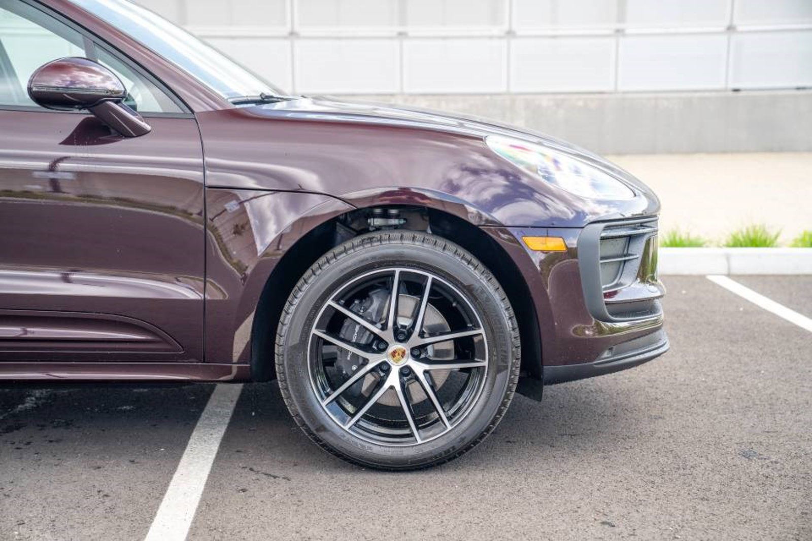 New 2026 Porsche Macan AWD/4WD image 8