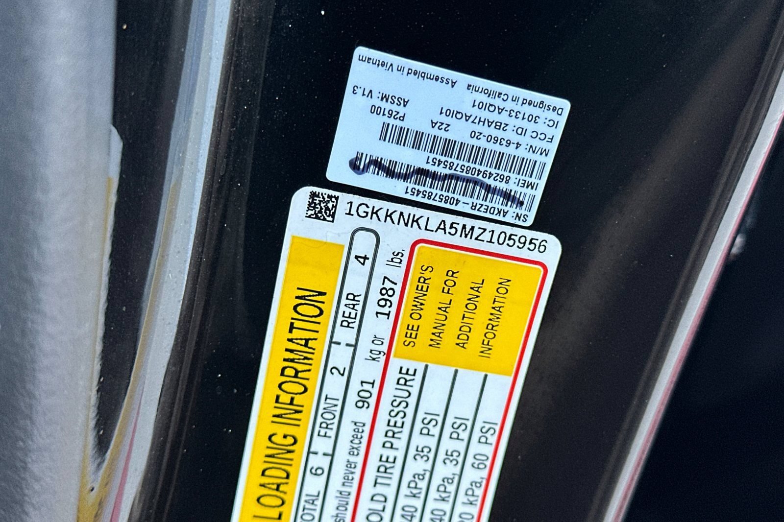 Certified 2021 GMC Acadia SLE w/ LPO, Cargo Package FWD image 40