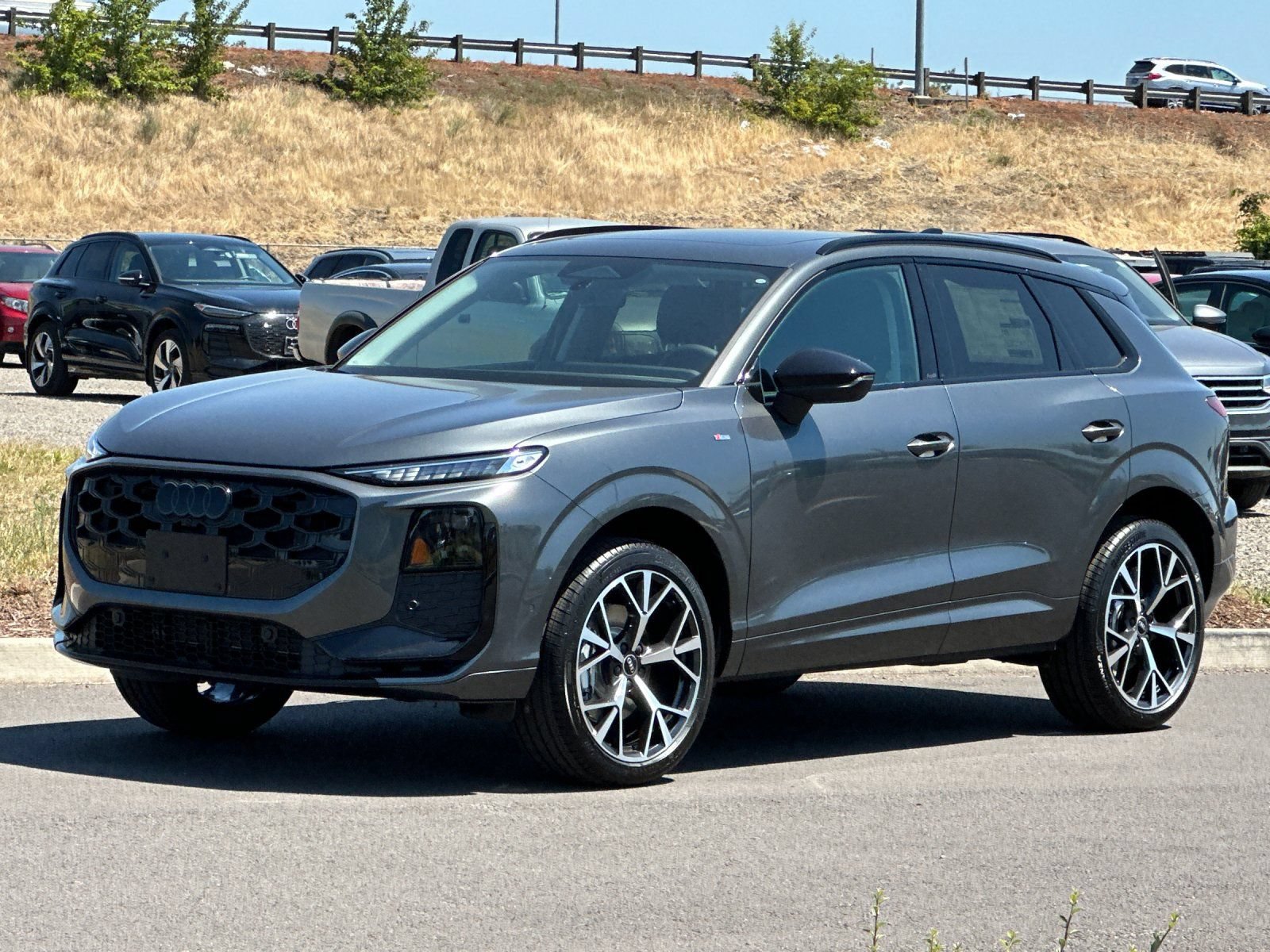 New 2026 Audi Q3 quattro 2.0T AWD/4WD image 7